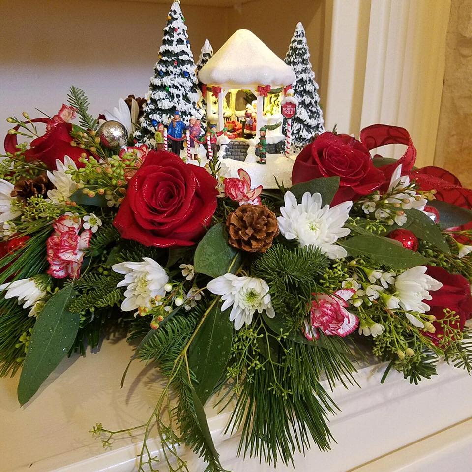 Thomas Kinkade Christmas centerpiece for 2016 | Dalton Flowers | Flower